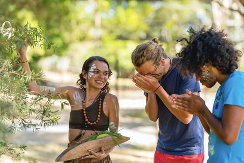 Tjapukai Aboriginal Cultural Park - Find Attractions 0