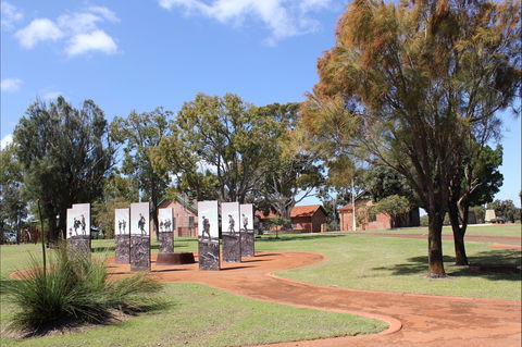 Wireless Hill Park - Find Attractions 0