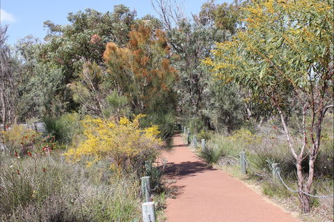 Wireless Hill Park - Find Attractions 1