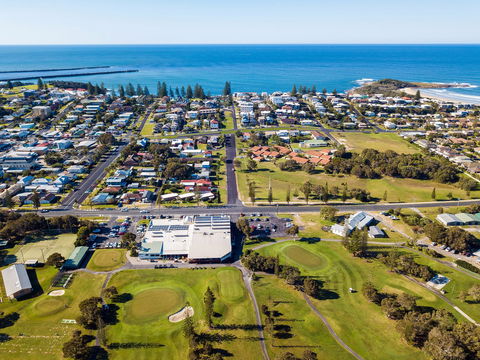 Yamba Golf And Country Club - Find Attractions 2