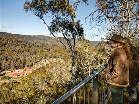 Yarrangobilly Caves – Bluff Lookout Walk - Find Attractions 0