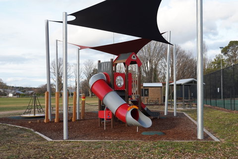 Braidwood Recreation Grounds And Playground - Find Attractions 0