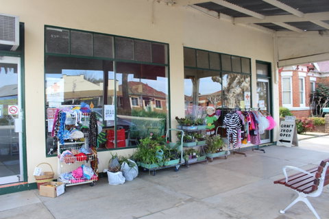 Culcairn Red Cross Craft Shop - Find Attractions 0
