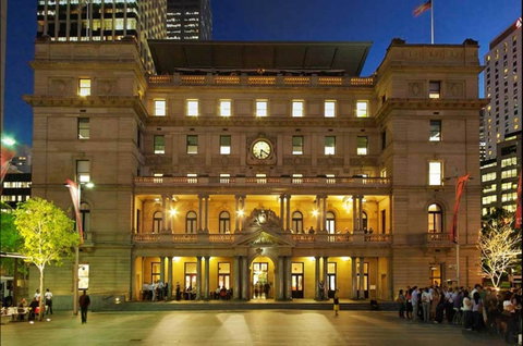 Customs House - Find Attractions 0