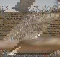 Darke's Grave - Find Attractions