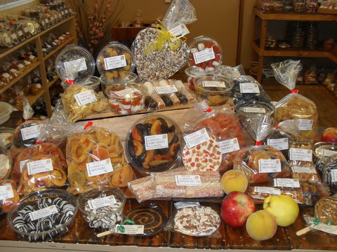 Gully Gardens - Find Attractions 1