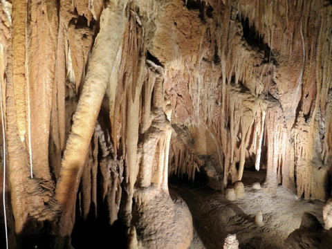 Jillabenan Cave - Find Attractions 0