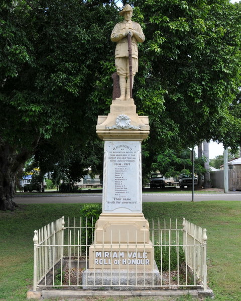 Miriam Vale War Memorial - Find Attractions 1