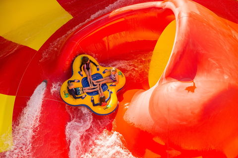 Raging Waters Sydney - Find Attractions 0