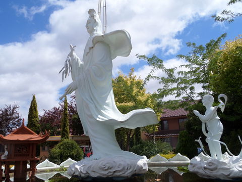 Sakyamuni Buddhist Centre/Van Hanh Monastery - Find Attractions 0