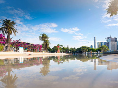 South Bank Parklands - Find Attractions 0