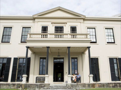 Elizabeth Bay House - Find Attractions 0