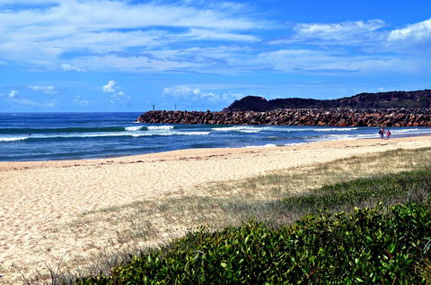 Grants Beach - Find Attractions 0