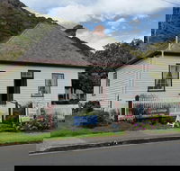 Joe Lyons Cottage - Find Attractions