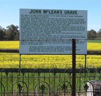 John McLeans Memorial - Find Attractions