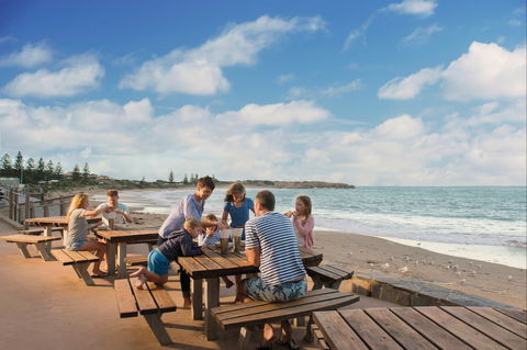 Port Elliot - Find Attractions 1