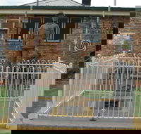 Soldier Statue Memorial Chinchilla - Find Attractions