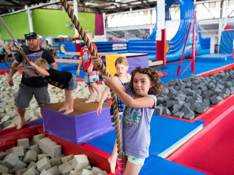 Springloaded Trampoline - Find Attractions 2