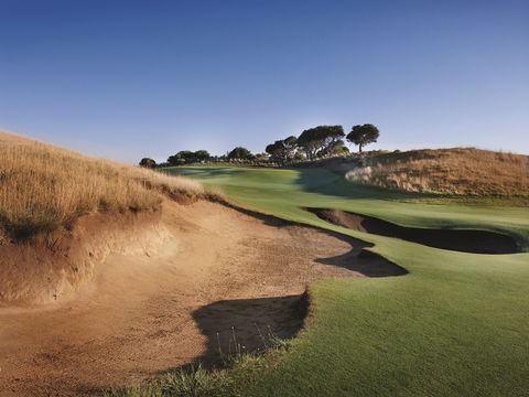 St Andrews Beach Golf Course - Find Attractions 0