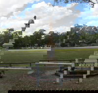 Apple Tree Creek War Memorial - Find Attractions