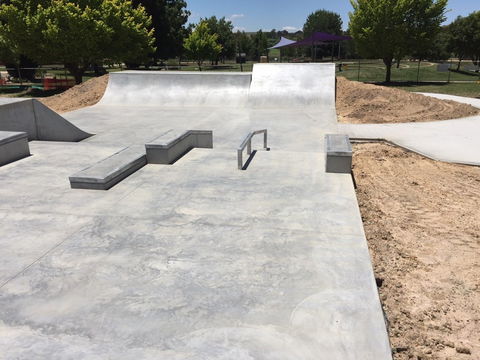 Blayney Skate Park - Find Attractions 2