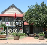 Carinda House - Find Attractions