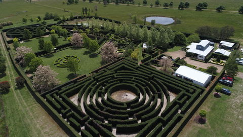 High Country Maze - Find Attractions 0