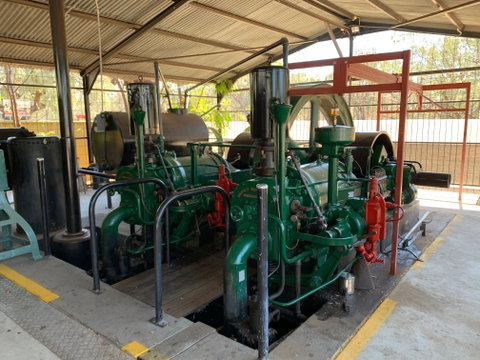 Historical Crossley Engine - Find Attractions 0