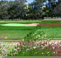 Howlong Golf Resort - Find Attractions