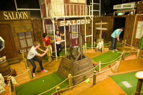Mega Mini Golf - Find Attractions 0