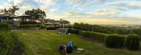 Brisbane Lookout Mount Coot-tha - Find Attractions 0