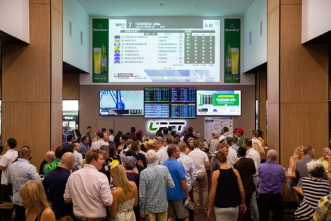 Gold Coast Turf Club - Find Attractions 1