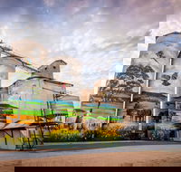 Grenfell Commodities Silos - Find Attractions
