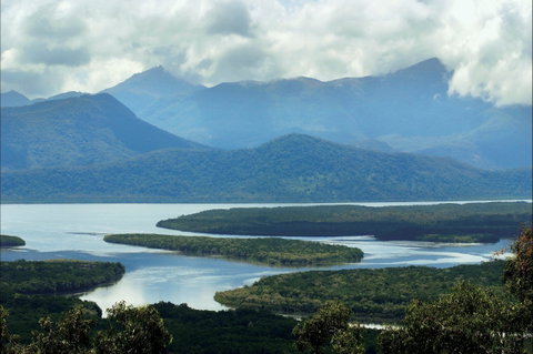 Hinchinbrook Island National Park - Find Attractions 0