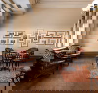 Howard Hadley Gallery - Find Attractions