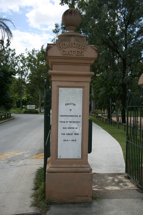 Kalinga Park Memorial - Find Attractions 2