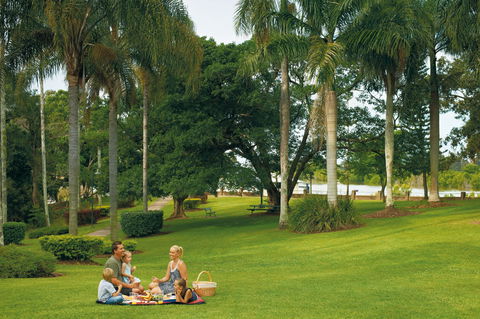 Melsa - Find Attractions 0