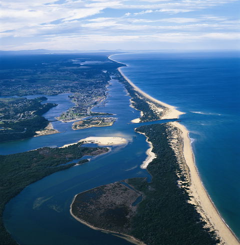 Ninety Mile Beach Marine National Park - Find Attractions 0