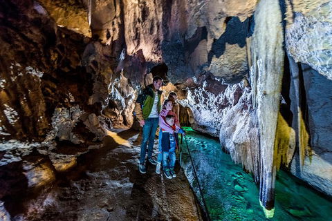 Jenolan Caves: Imperial-Diamond Cave Tour - Find Attractions 0