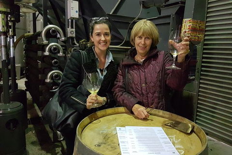 Hunter Valley Wine Tour Ex Pokolbin With Lunch, Cheese, Chocolate And Distillery - Find Attractions 8