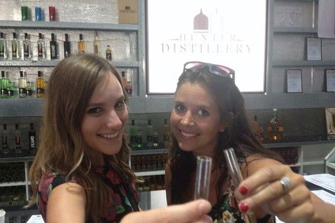 Hunter Valley Wine Tour Ex Pokolbin With Lunch, Cheese, Chocolate And Distillery - Find Attractions 9