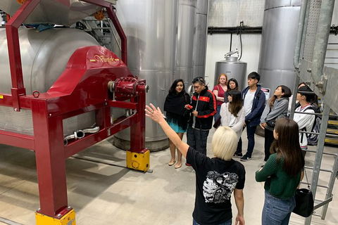 Hunter Valley Wine Tour Ex Pokolbin With Lunch, Cheese, Chocolate And Distillery - Find Attractions 16