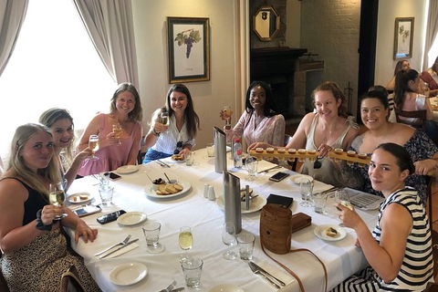 Hunter Valley Wine Tour Ex Pokolbin With Lunch, Cheese, Chocolate And Distillery - Find Attractions 12