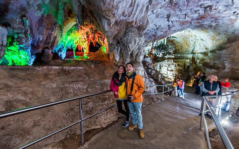 Jenolan Caves: Chifley Cave Tour - Find Attractions 5