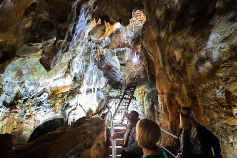Jenolan Caves: Chifley Cave Tour - Find Attractions 4