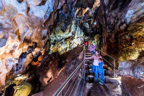 Jenolan Caves: Chifley Cave Tour - Find Attractions 2