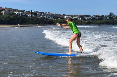 Surfing Lesson In Seven Mile Beach, Gerroa - Find Attractions 3