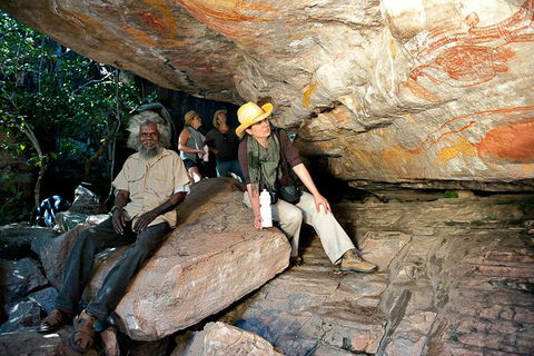 Arnhem Land Injalak Hill Full-Day Tour From Jabiru - Find Attractions 3