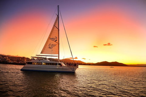 Cairns Luxury Catamaran Harbor And Dinner Cruise - Find Attractions 4