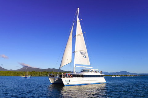 Cairns Luxury Catamaran Harbor And Dinner Cruise - Find Attractions 1
